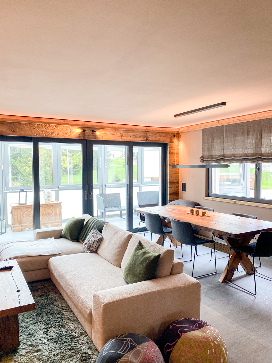 D63 - 3.5 Room Luxury Apartment